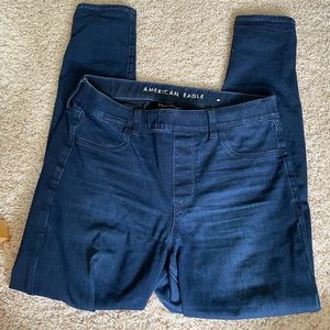 Pull-on high-rise jeggings